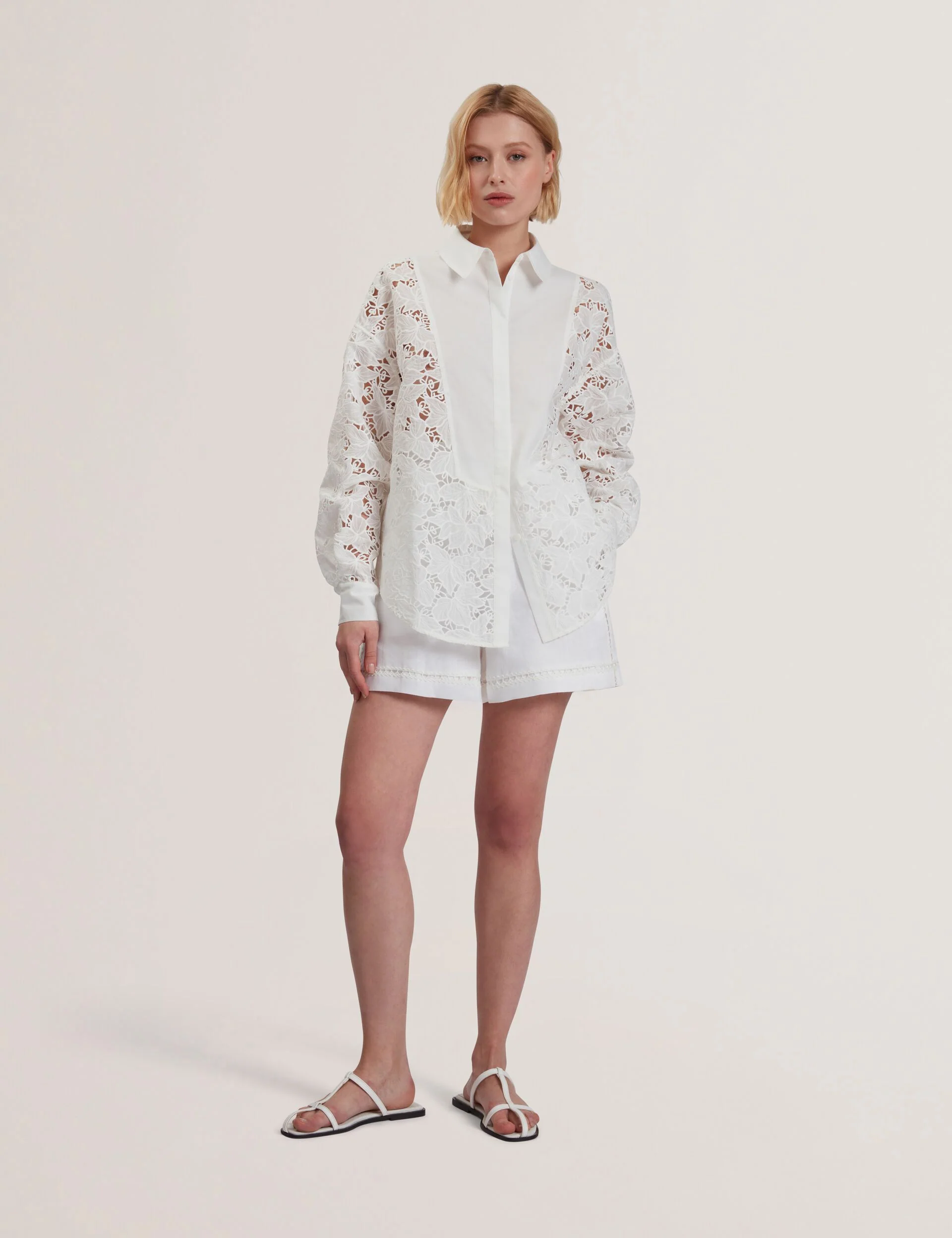 BUCCIA | WHITE - Image 2