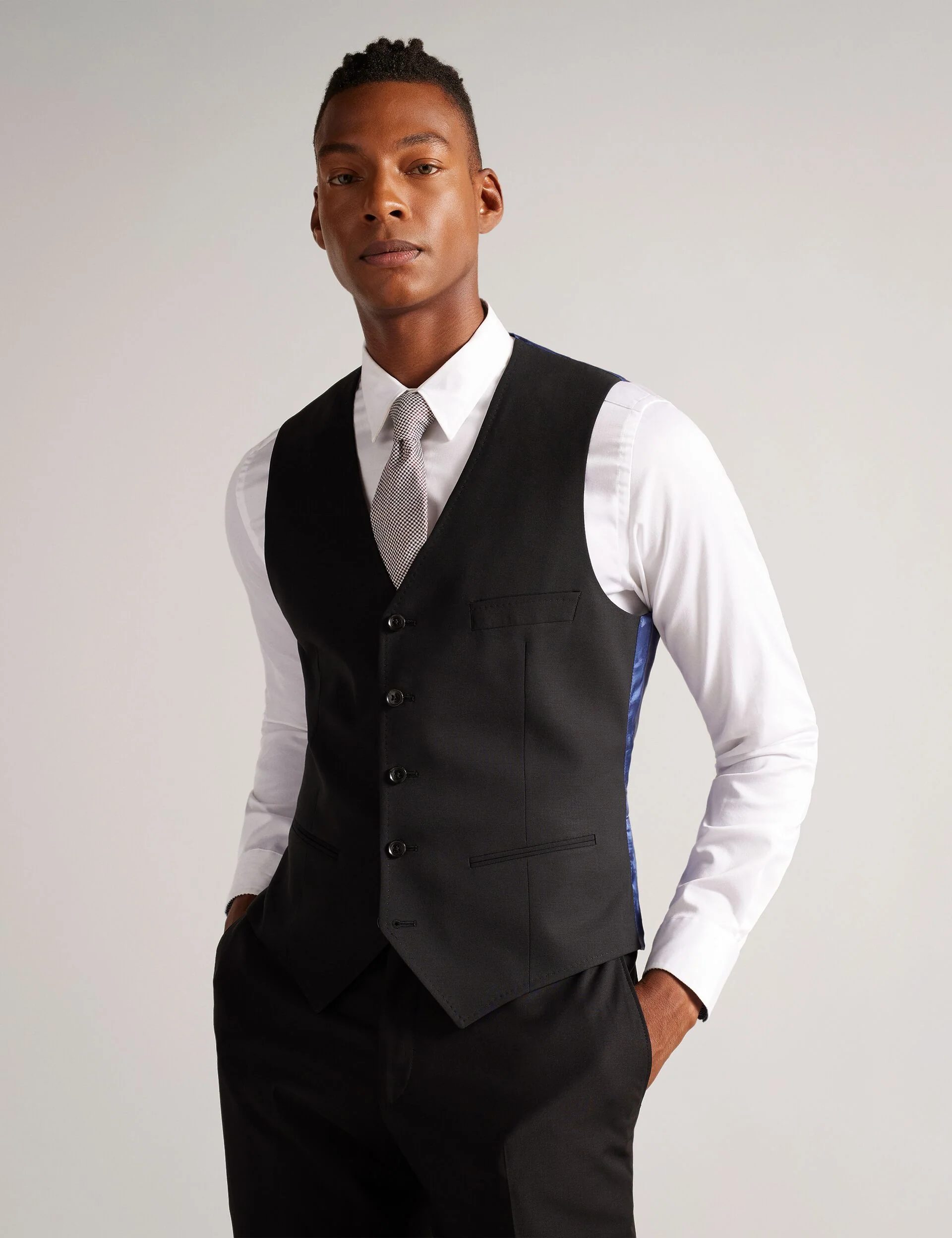 JVWSCBL | BLACK