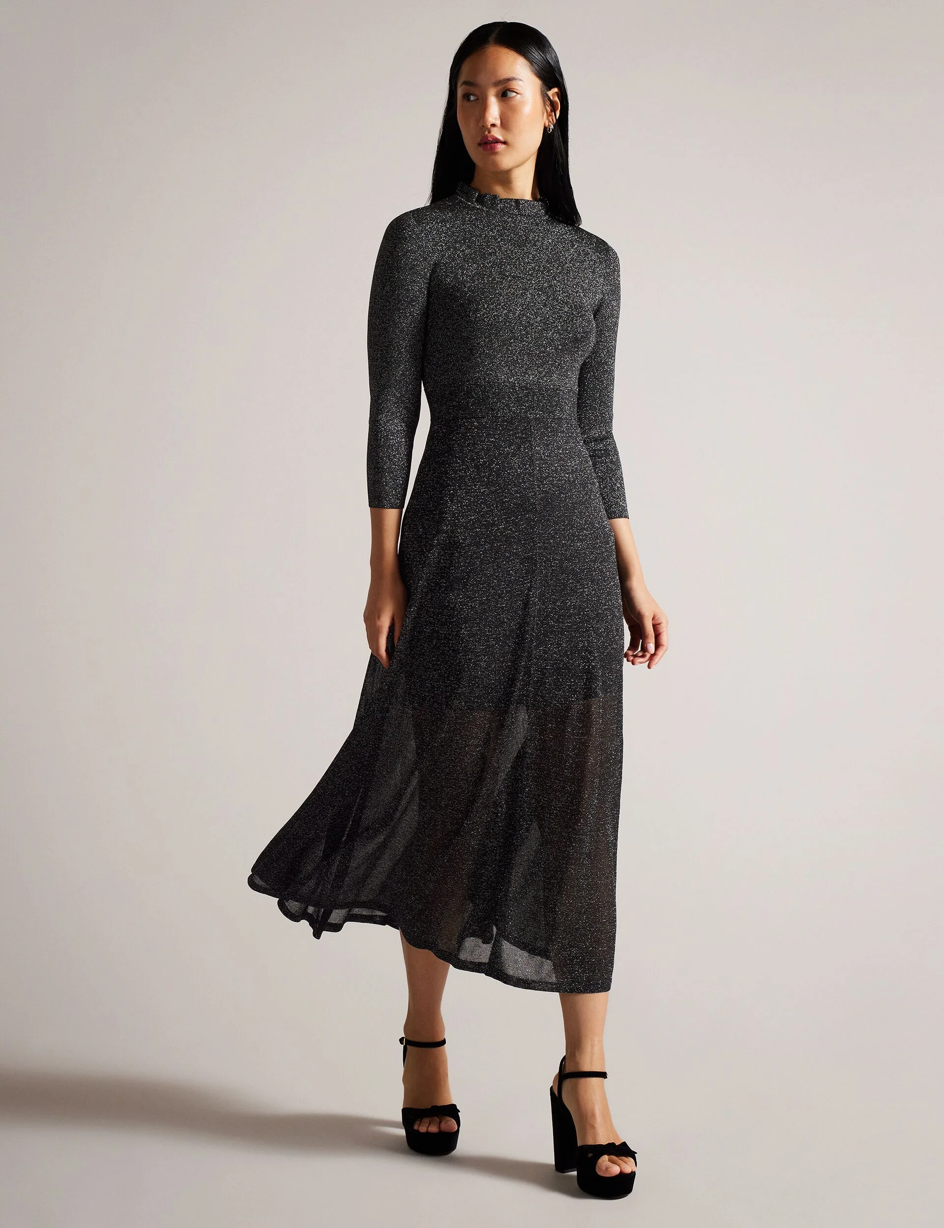 KANNIE | BLACK