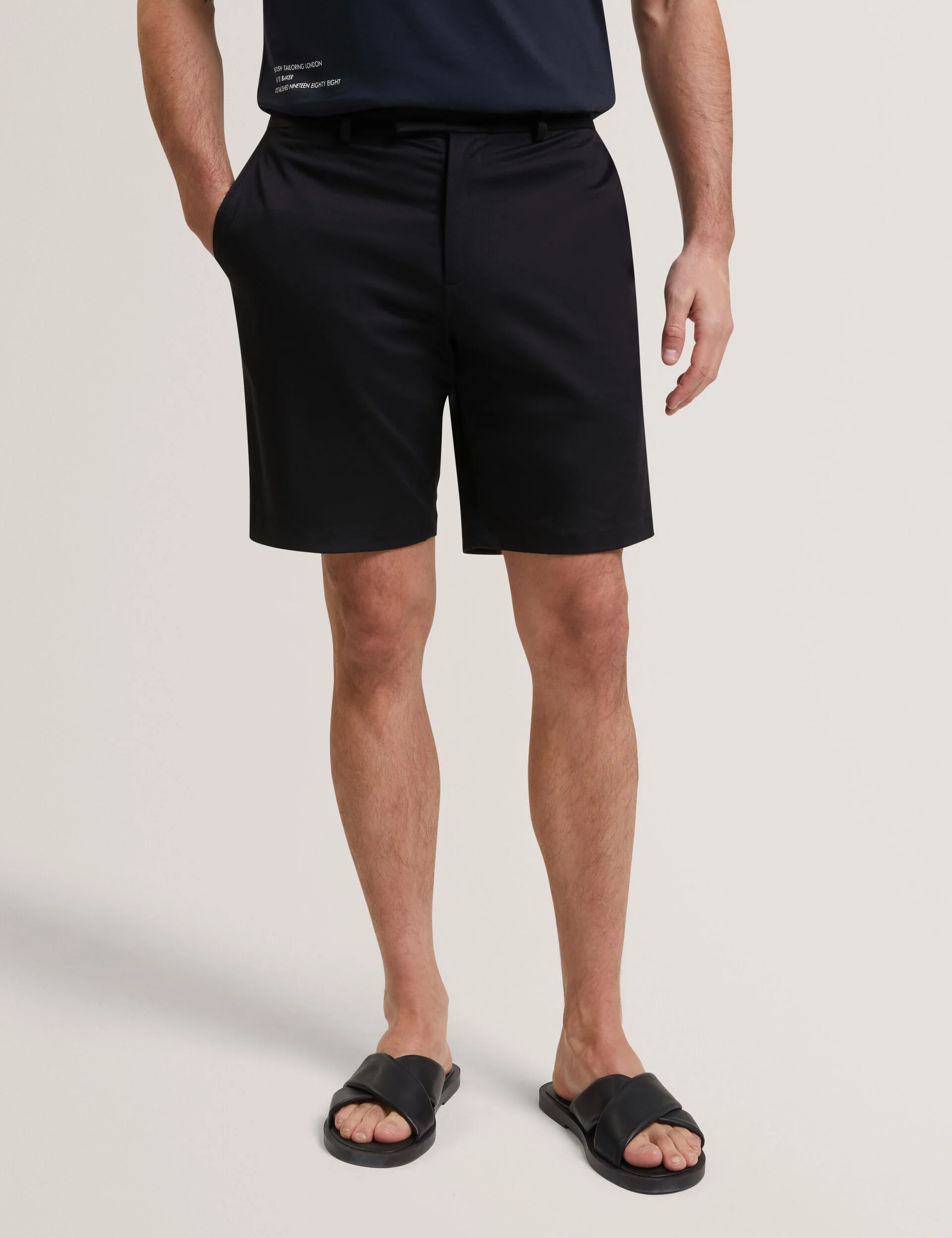LOWETON | BLACK